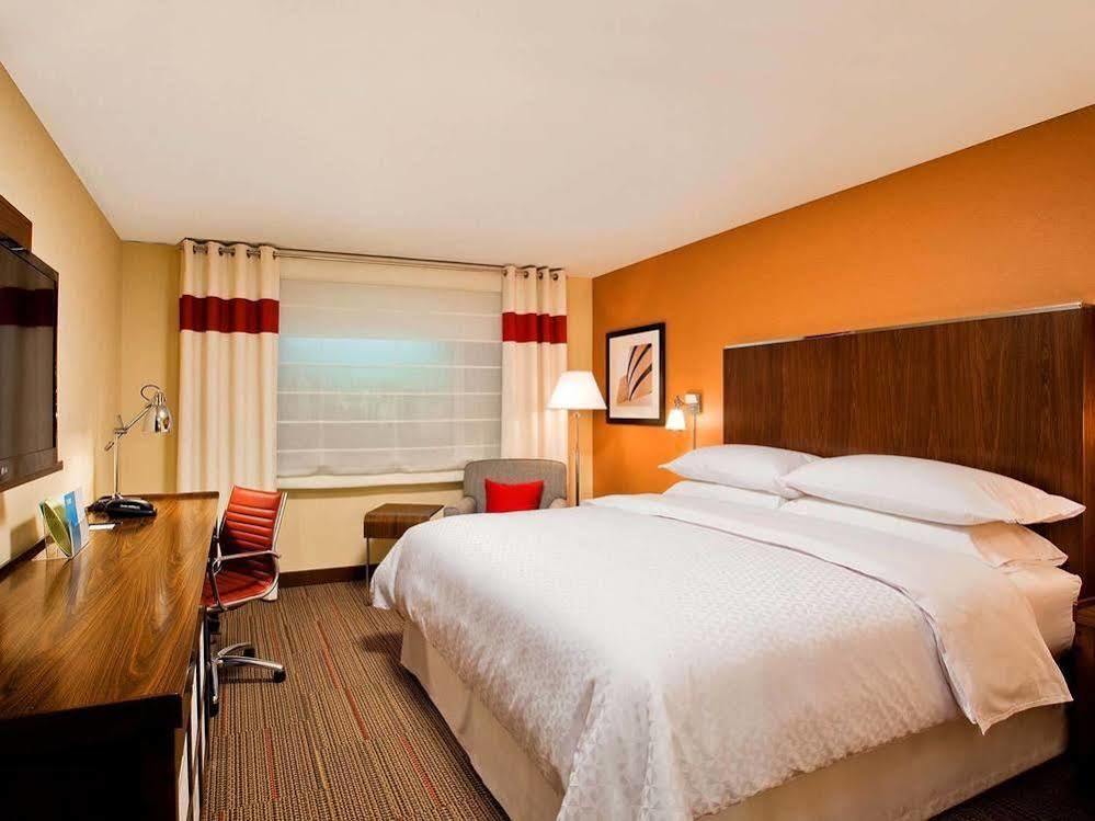 Four Points By Sheraton Atlanta Airport West College Park Bagian luar foto